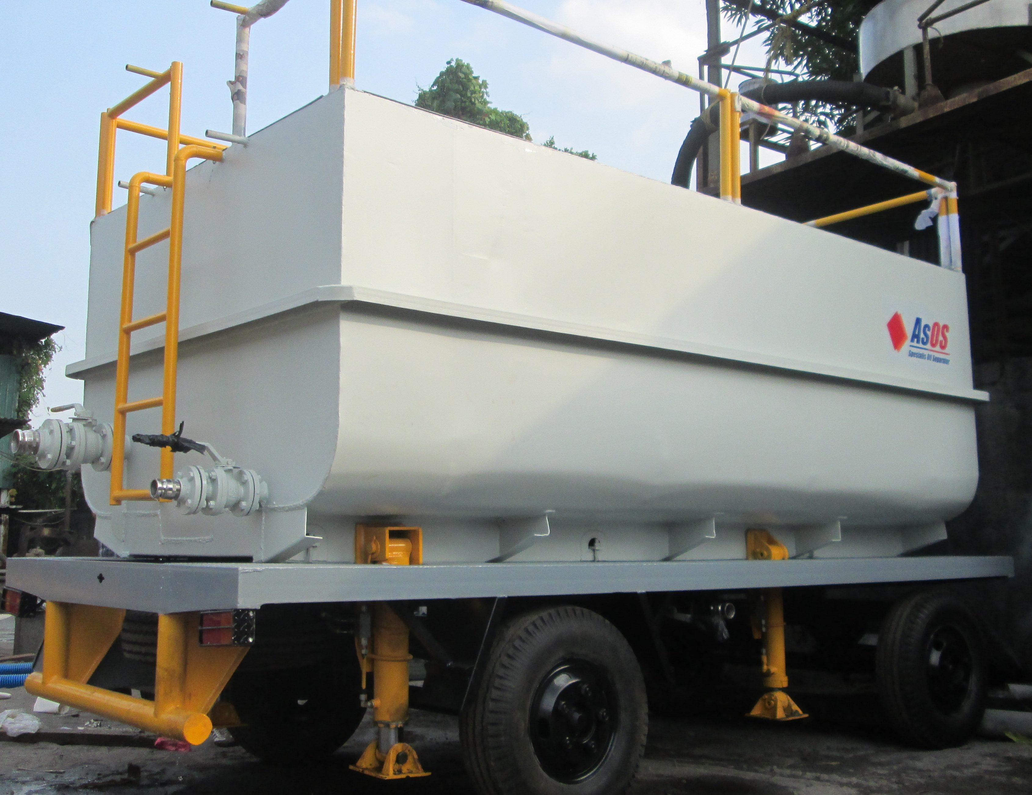 Gambar Mobile Oil Separator yang di produksi oleh PT Aspros Binareka