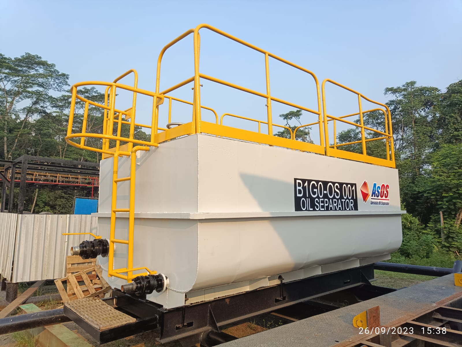 Gambar unit Mobile CPI Oil Separator yang dapat digunakan di remote area.